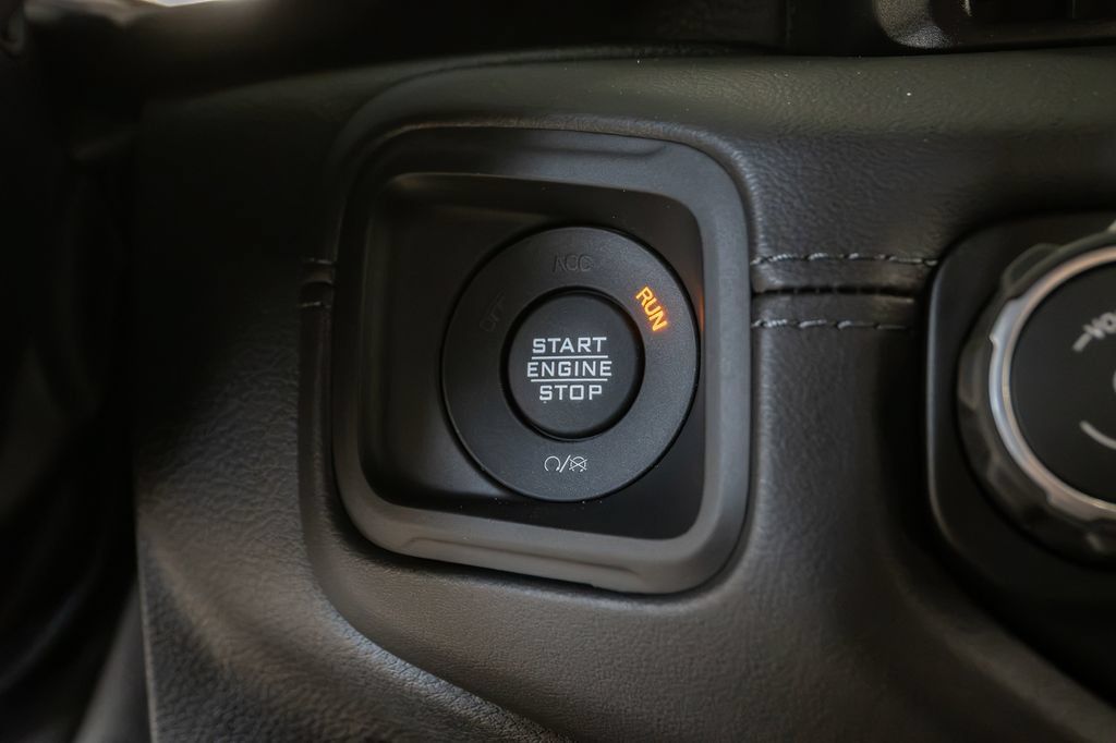 New 2027 Jeep Wrangler Unlimited Sahara AWD/4WD image 16