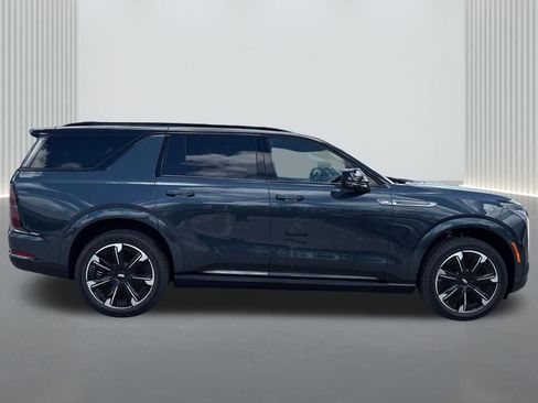 New 2026 Cadillac Escalade IQL Sport 2 w/ LPO, Etrunk Organizer Package AWD/4WD image 4