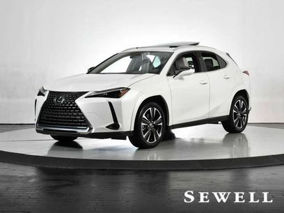 Certified 2025 Lexus UX 300h FWD w/ Accessory Package (Z1)