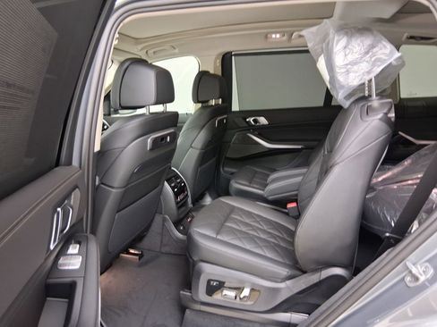New 2026 BMW X7 xDrive40i image 14