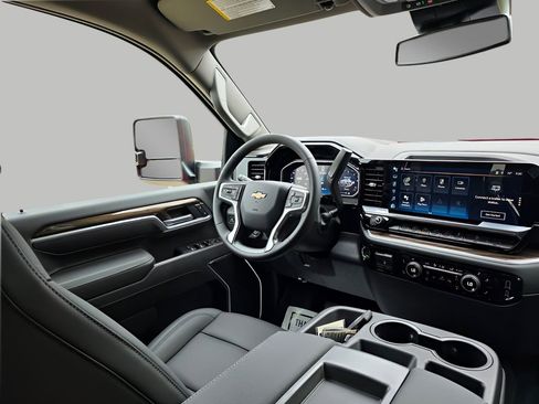New 2026 Chevrolet Silverado 2500 LT w/ Texas Edition AWD/4WD image 14