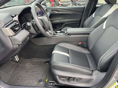 New 2025 Toyota Camry SE FWD image 10