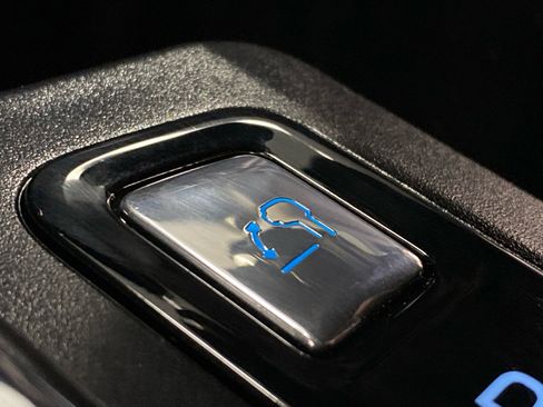 New 2025 Ford F150 XLT w/ Equipment Group 302A MID image 24