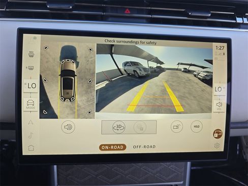 Certified 2024 Land Rover Range Rover SV image 24