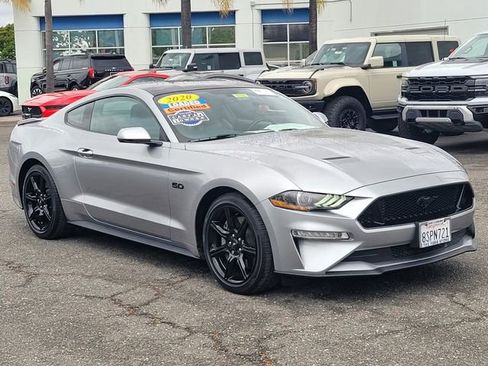 Used 2020 Ford Mustang GT Premium w/ Black Accent Package RWD image 3
