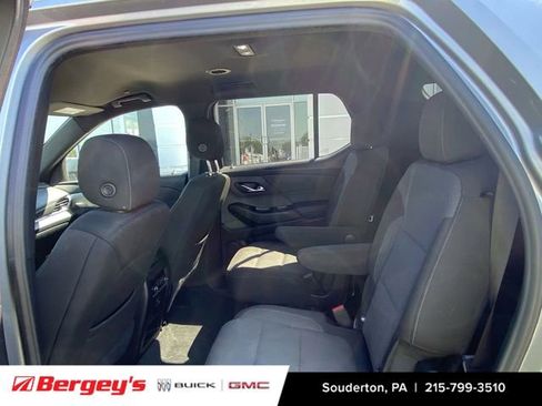 Certified 2023 Chevrolet Traverse LT AWD/4WD image 5