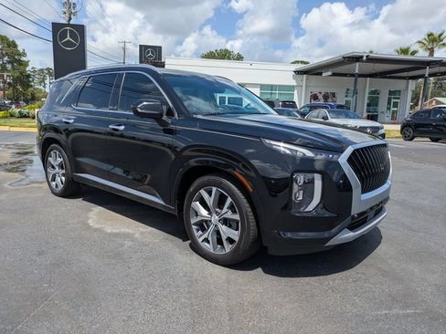 Used 2022 Hyundai Palisade Limited FWD image 2