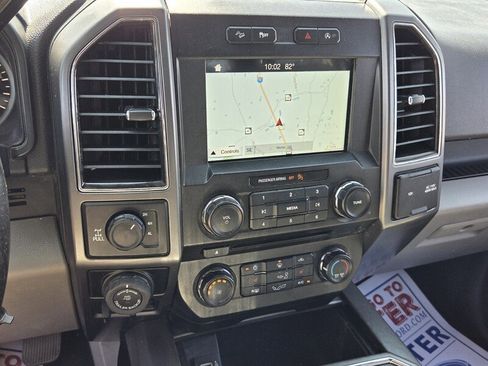 Used 2018 Ford F150 XLT w/ Equipment Group 302A Luxury AWD/4WD image 17