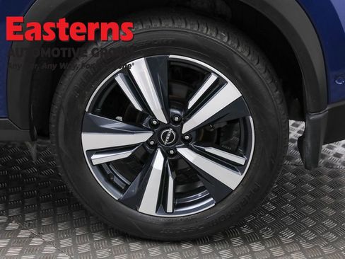 Used 2023 Nissan Rogue Platinum image 36