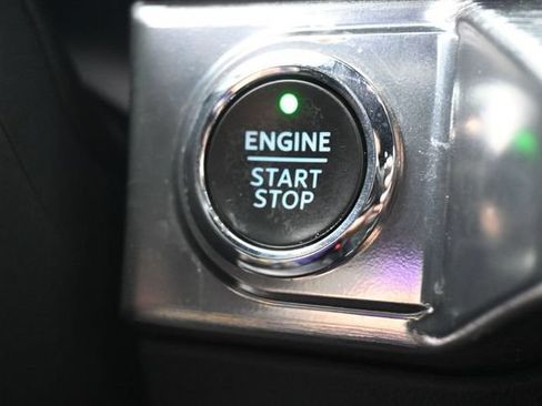 Used 2021 Ford F150 Lariat w/ Equipment Group 502A High AWD/4WD image 23