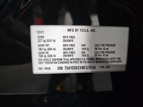 Used 2022 Tesla Model Y Long Range AWD/4WD image 38