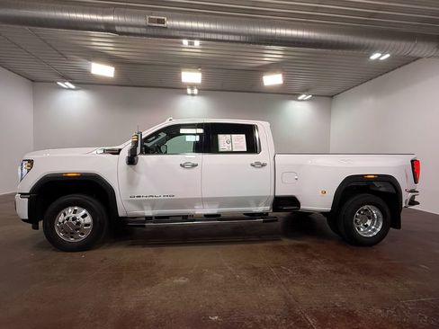 Used 2024 GMC Sierra 3500 Denali w/ Denali Reserve Package image 6