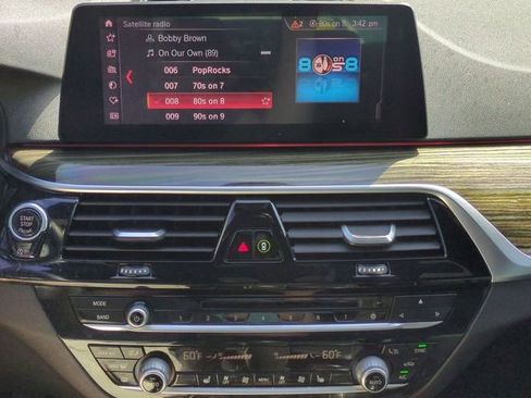 Used 2019 BMW 530i xDrive w/ Premium Package AWD/4WD image 21