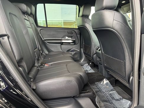 Certified 2024 Mercedes-Benz GLB 250 image 23