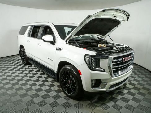 Used 2023 GMC Yukon XL SLT AWD/4WD image 38