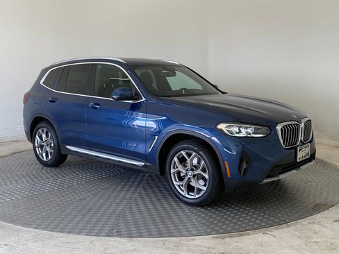 Certified 2024 BMW X3 xDrive30i w/ Premium Package image 7