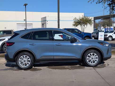 New 2026 Ford Escape Active image 3