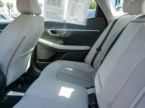 Used 2025 Hyundai Sonata SEL FWD image 19