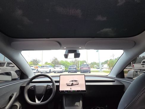 Used 2025 Tesla Model 3 Long Range RWD image 24