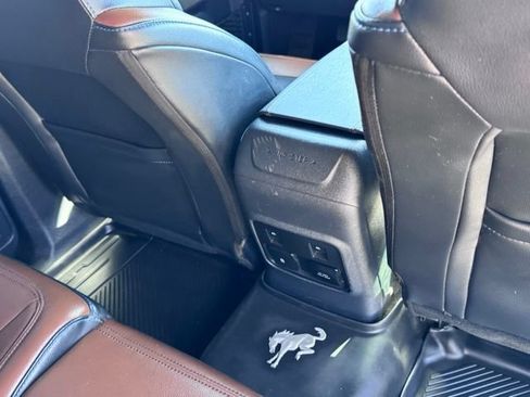 Used 2024 Ford Bronco Outer Banks AWD/4WD image 14