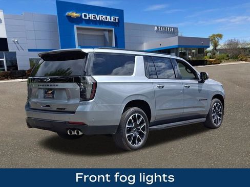 Used 2025 Chevrolet Suburban RST w/ Comfort Package AWD/4WD image 26