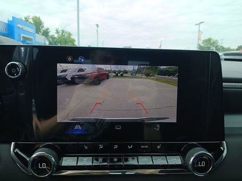 New 2025 Chevrolet Colorado LT image 17