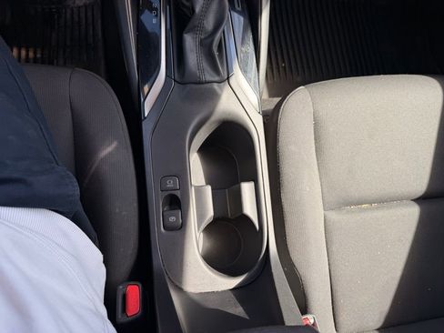 Used 2024 Toyota Corolla LE image 17