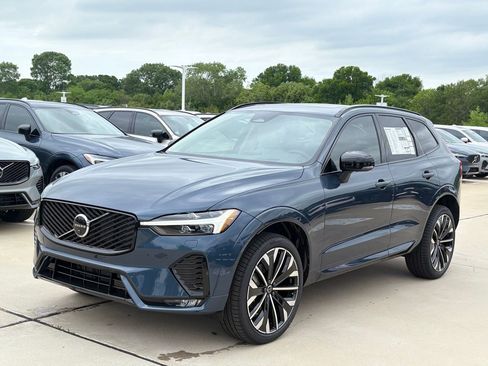 New 2026 Volvo XC60 B5 Ultra w/ Protection Package Premier AWD/4WD image 3