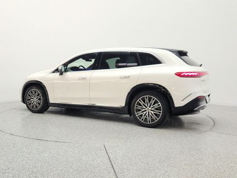 Used 2023 Mercedes-Benz EQS 580 4MATIC SUV image 8