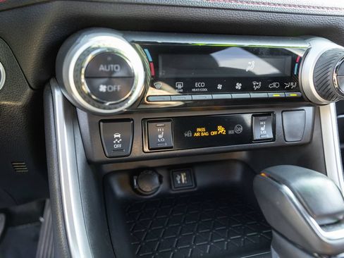 Certified 2024 Toyota RAV4 SE w/ Weather & Moonroof Package AWD/4WD image 22