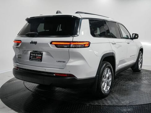 Used 2023 Jeep Grand Cherokee L Limited w/ Luxury Tech Group II AWD/4WD image 8