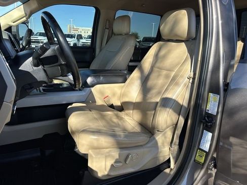 Used 2019 Ford F350 Lariat w/ Lariat Value Package image 19
