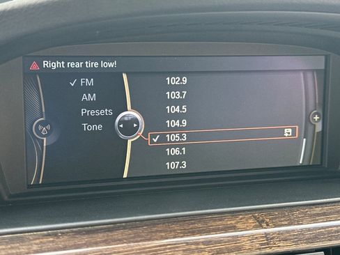 Used 2013 BMW 335i Convertible image 23