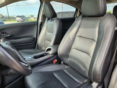Used 2022 Honda HR-V EX-L image 7