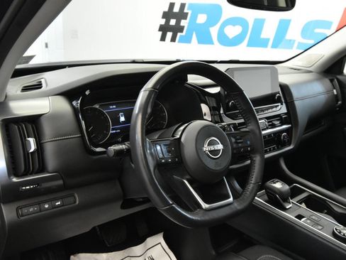 Used 2022 Nissan Pathfinder SL w/ SL Premium Package image 12