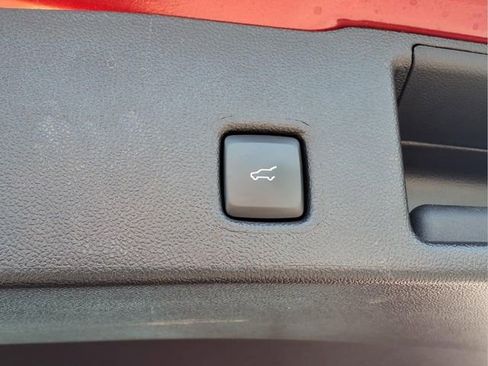 Used 2025 Ford Escape ST-Line Select AWD/4WD image 22