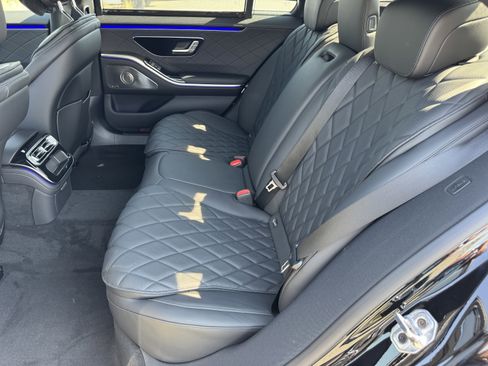 New 2026 Mercedes-Benz S 580e 4MATIC Sedan image 30