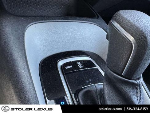 Used 2022 Toyota Corolla SE image 36