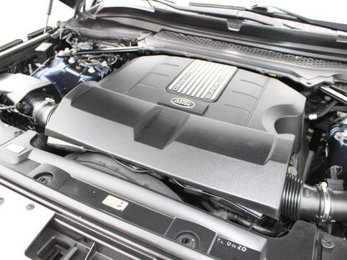 Used 2016 Land Rover Range Rover HSE image 28