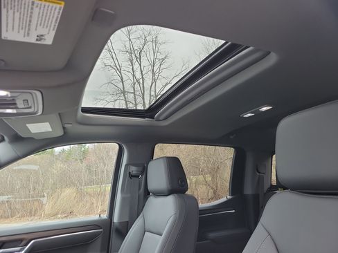 New 2026 GMC Sierra 1500 SLT w/ SLT Premium Package image 27