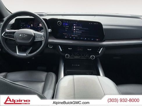 Used 2025 Chevrolet Tahoe Z71 image 10