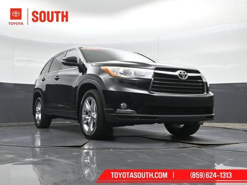 Used 2016 Toyota Highlander Limited AWD/4WD image 42