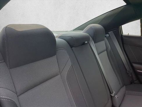 Used 2020 Dodge Charger SXT RWD image 18