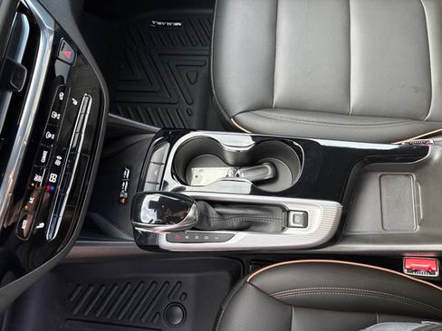 Used 2025 Buick Envista Avenir FWD image 41