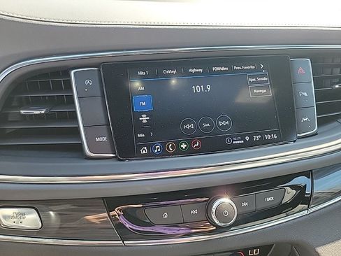 Used 2023 Buick Enclave Essence w/ Sport Touring Edition FWD image 21