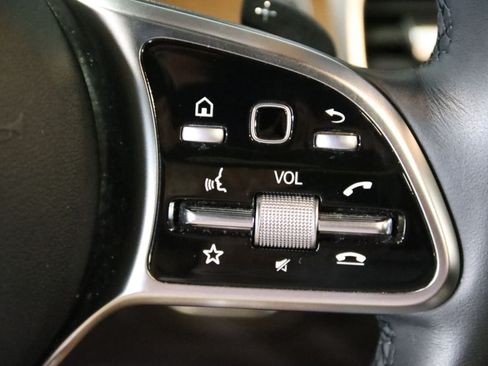 Used 2023 Mercedes-Benz GLS 450 4MATIC image 19