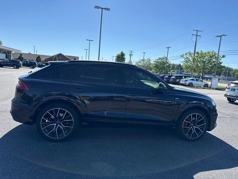 Used 2023 Audi Q8 Prestige AWD/4WD image 25