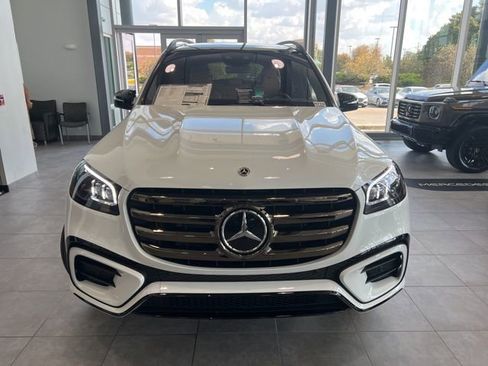 New 2026 Mercedes-Benz GLS 580 4MATIC image 2