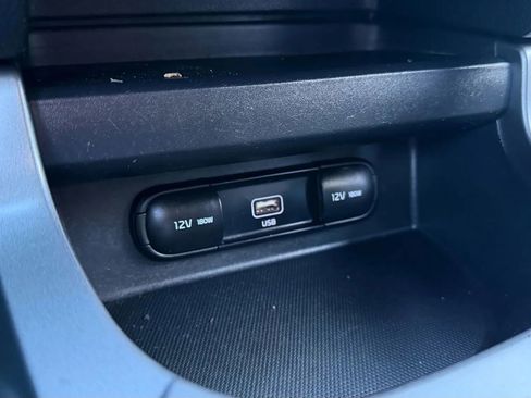 Used 2021 Kia Seltos S image 28