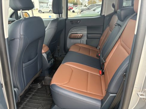 Used 2023 Ford Maverick Lariat w/ Lariat Luxury Package image 36